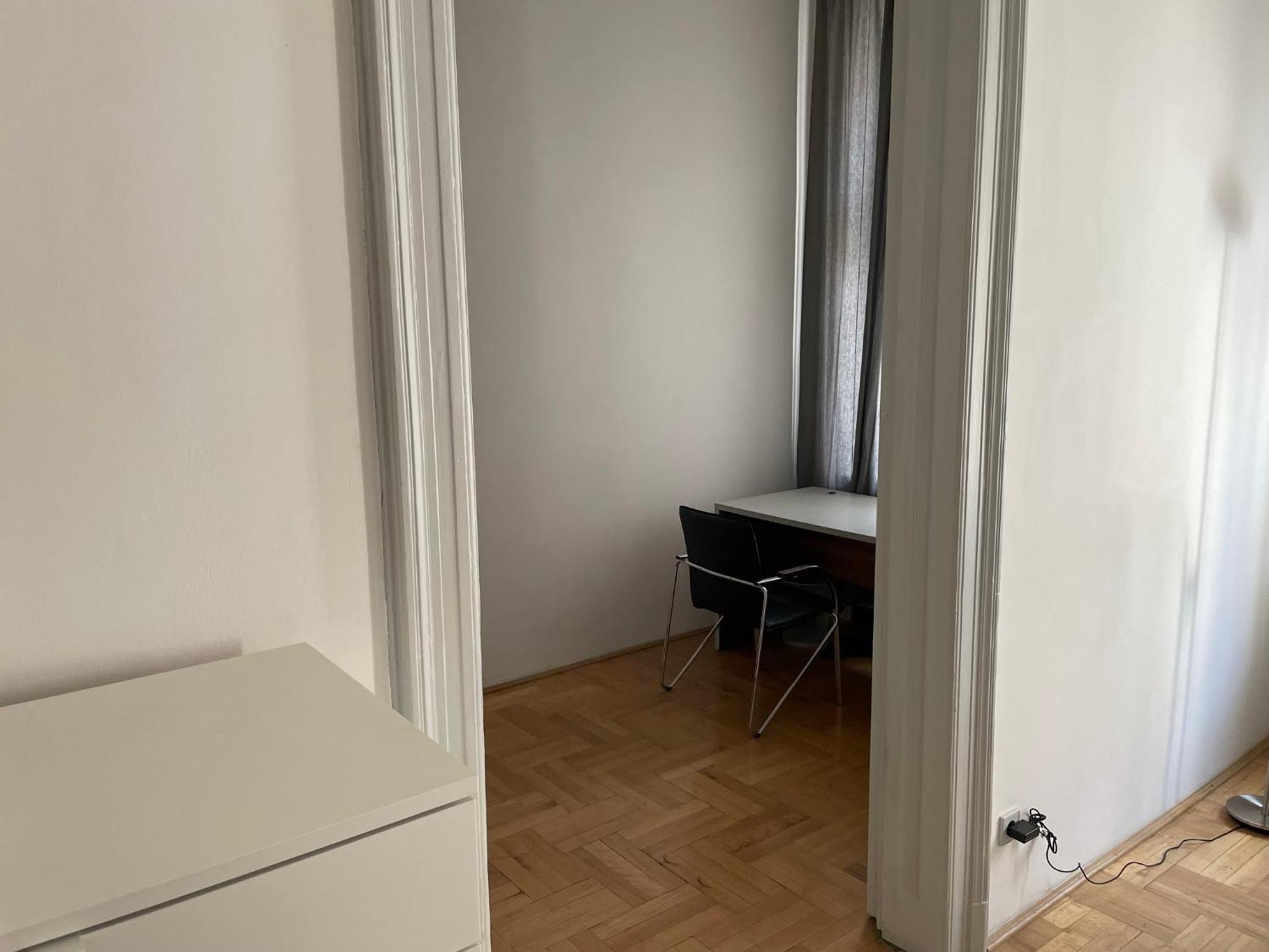 Beautiful 3 Bedroom Apartment In 7Th District Budapest Luaran gambar